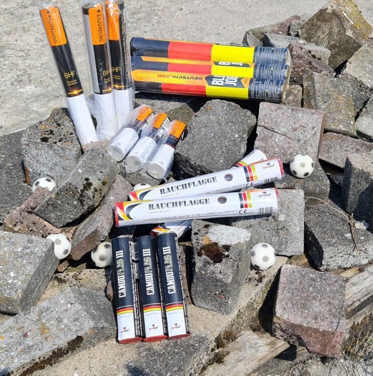 Feuerwerk Angebote ~  für 65.99 EUR bestellen