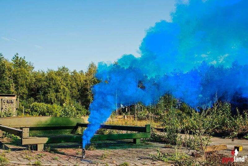 BATTLESMOKE 38 mit Reißzünder 80s, Blau online bestellen