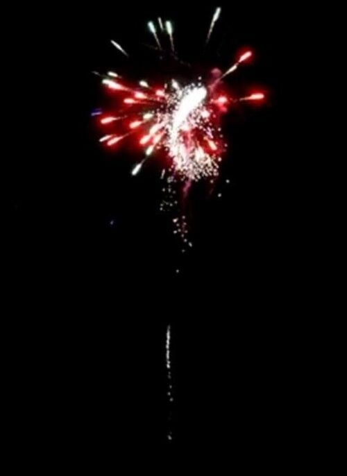 multicolor-dragon-25-schuss-feuerwerk-batterie
